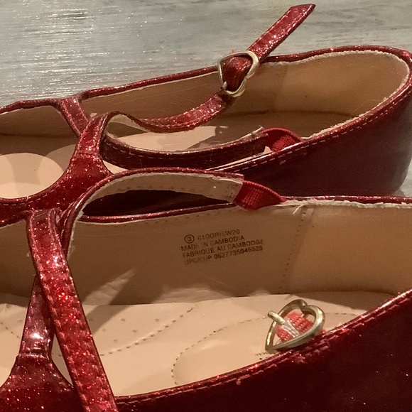 EUC like new Ruby red slipper shoes - Picture 3 of 5